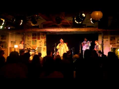 Everton Blender and The Yard Squad Band(live) in Berkeley California 2013