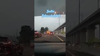 Download lagu Students raising bees #shortvideo #khzaenudinmz mp3