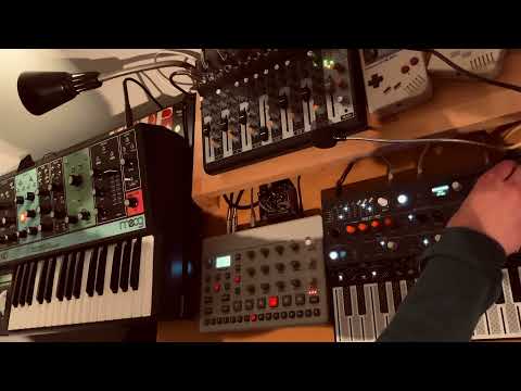 Synday #85 Moog Grandmother + Elektron Model:Cycles + Arturia Microfreak