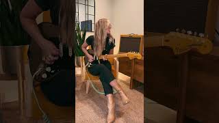Video thumbnail for Fender x Bruno Mars Stratocaster played by Monica Valli by Monica Valli