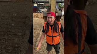 Download lagu Jukir markir excavator mp3
