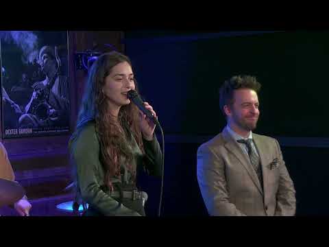 Anais Reno Featuring Benny Benack III & Peter Bernstein - Wild Is Love