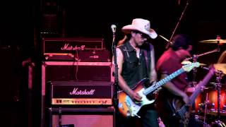 Los Lonely Boys - 16 Monkeys (Produced by The City of Waco)