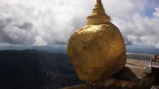 preview picture of video 'Pagoda Kyaiktiyo sobre la roca dorada'