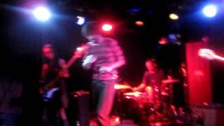 Revolver Modele - Last song of last show: Blue Monday