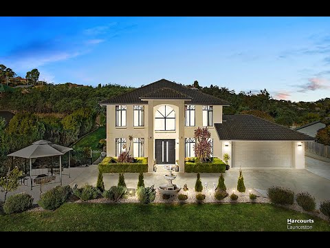 60 Bayview Drive, Blackstone Heights