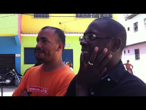 Kleber Lucas no Afroreggae em Vigário Geral (Deus Cuida de Mim)
