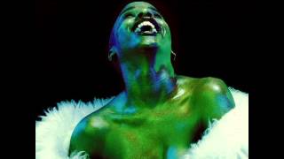 ME&#39;SHELL NDEGECELLO - &#39;Outside Your Door&#39;