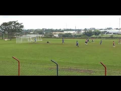 Melhores momentos do goleiro Matheus Poletine.