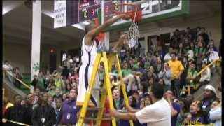 preview picture of video 'Battle of the Fans - Waukegan Class 4A Sectional Championship Boys Basketball 2010'