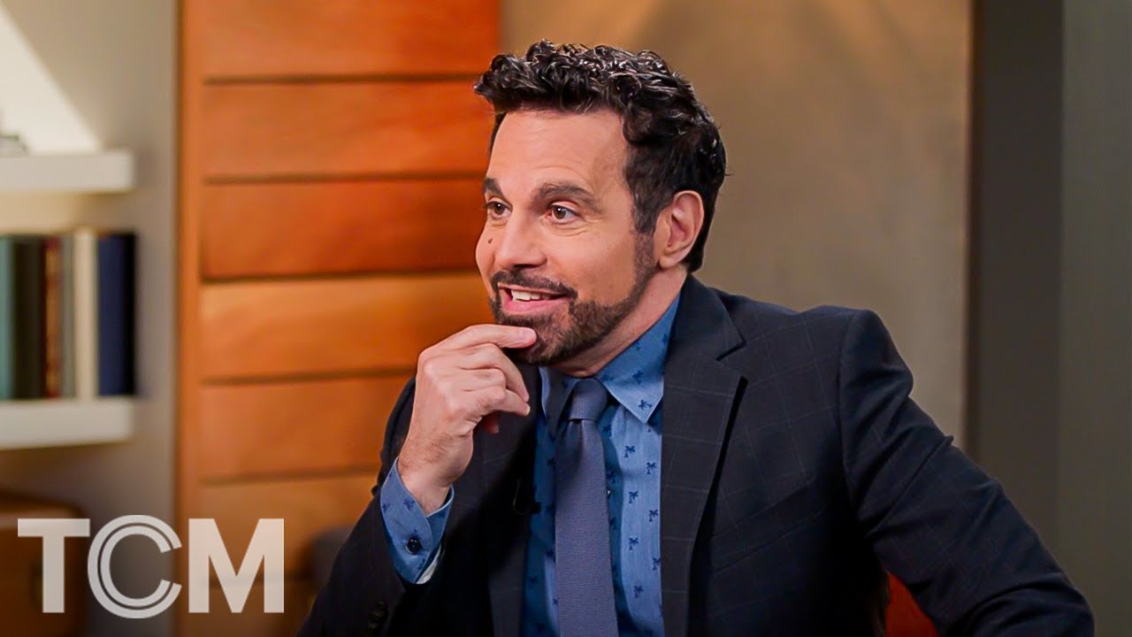 Miniature de la vidéo Handsome & Homicidal: Ben Mankiewicz and Mario Cantone on Tim O’Kelly in Targets | TCM Creepy Cinema du film La Cible