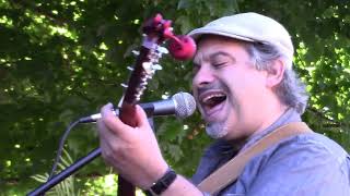 Dave Nachmanoff performs "End of the Day" by Al Stewart and Peter White