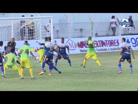 VEJA O GOL E O LANCE POLÊMICO DA PARTIDA ENTRE PARACATU E SAMAMBAIA