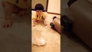 【心が折れた瞬間】掃除して振り返ったら…【ゆいとぼーい】#shorts #baby #可愛い #赤ちゃん #赤ちゃんのいる生活