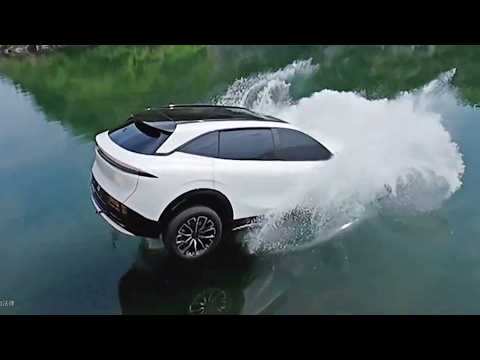 Zeekr 7X Window Breaker Demonstration