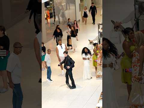 Gotta go Michael Jackson on them everywhere I go 😝😎