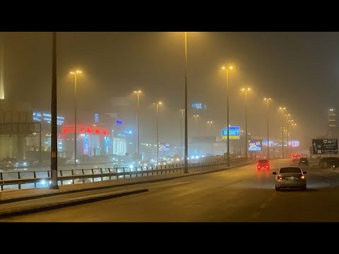 Video Thumbnail: Massiver Sandsturm hüllt Teile Saudi-Arabiens in Staub