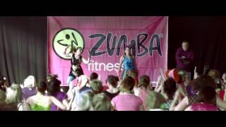 preview picture of video 'jumpin up  Sushy ( Jessica & Charline at the zumba carnival party)'