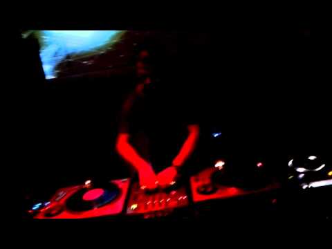 Valentino Kanzyani @ Fabrica 126 (Sofia, Bulgaria) 26.02.2016 pt.1