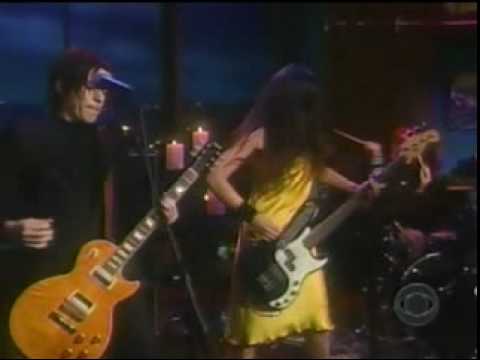 APC - A Perfect Circle - The Hollow - LIVE on Letterman