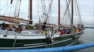 preview picture of video 'S.V. Denis Sullivan - Tall Ship - Docking at Alford Park - Sault Ste. Marie'