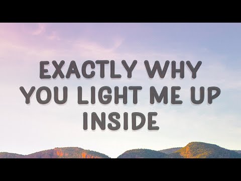 Becky G - Exactly why you light me up inside (Shower) (Lyrics)