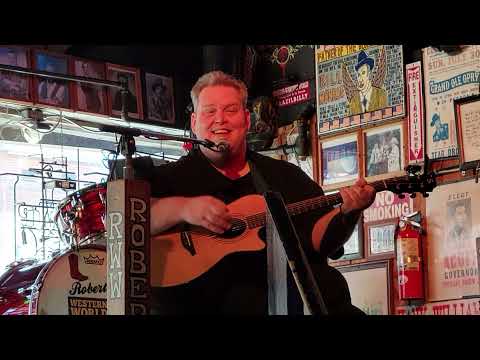 Aaron Till, "Lovesick Blues", live at Robert's Western World, Nashville, TN. 11-08-2021