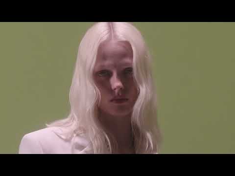 LUISAVIAROMA X BRITISH VOGUE - RUNWAY ICONS