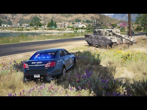 LSPDFR - Day 687 - Abandoned tank on fire