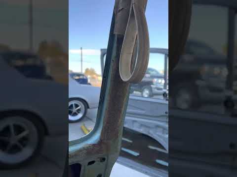 pop windows in a Vw Type 3 Squareback. The tight way without cutting the window frame.