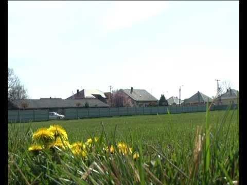 Műfüves futballpályát építenek Felsőzsolcán