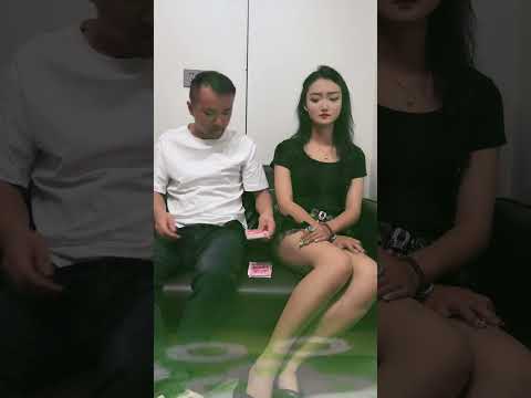 先生你误会我的意思了 我才不是那种人 #结局万万没想到 #看一遍笑一遍 #搞笑 小矮人(游中国)#農村#搞笑#劇情#shorts