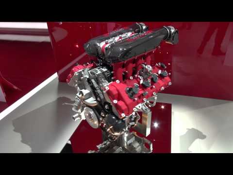 Engine Ferrari 458 Speciale in DETAIL at Frankfurt 2013 IAA
