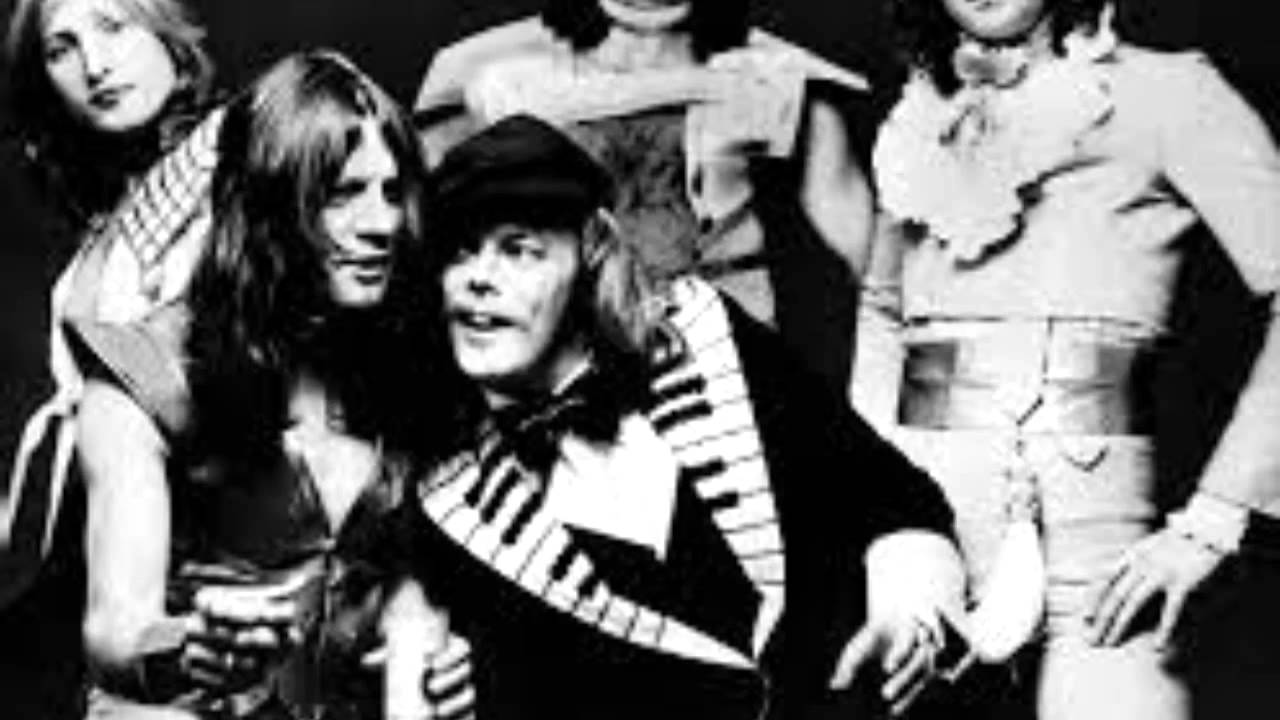 All the young dudes - Mott the Hoople & David Bowie