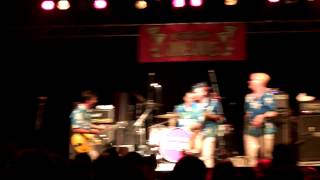 -16- Seasons In the Sun - Me First And The Gimme Gimmes (Live@ Würzburg 21.08.2012)