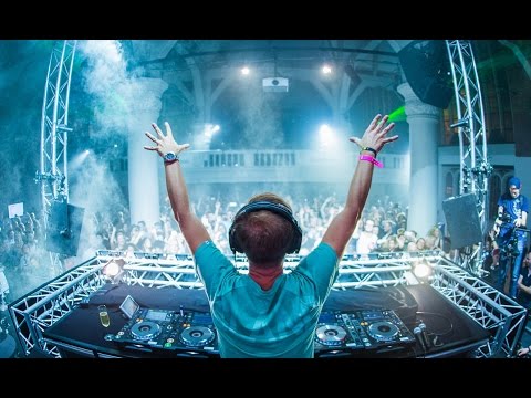 Armin van Buuren | Full liveset | 538DJ Hotel 2015