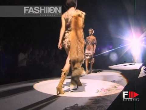"Roberto Cavalli" Spring Summer 2002 Milan 1 of 4 pret a porter women by FashionChannel