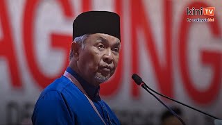 Download lagu [Video Penuh] Ucapan Presiden Umno Ahmad Zahid Hamidi di Sesi Penggulungan PAU 2025 mp3