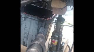 DD15 Cascadia Oil Pan Removal & Oil pump & Seal Tube Fix! Shortcut!