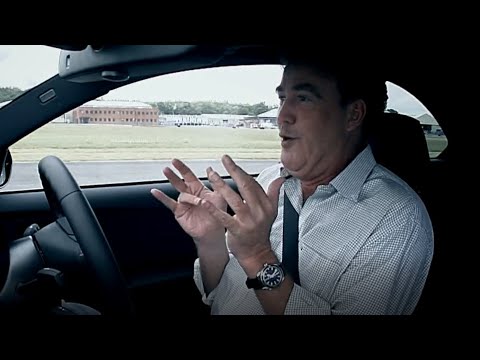 Jeremy having Fun like a Kid on the BMW 1M