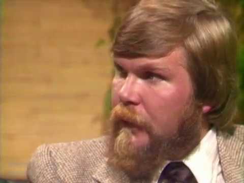 NZ On Screen: Ray Woolf Christmas Special - The Amityville Horror (1)