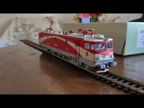 Locomotiva 060 EA, Scara HO , '' Delfinul '' 477-551-2 , Probe de sunet !