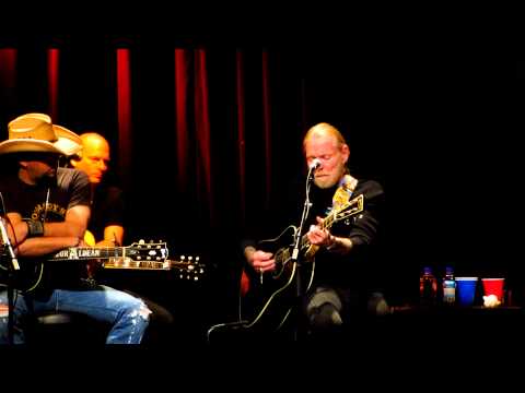 Greg Allman singing the classic "Melissa"