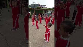 Download lagu ice breaking, senam tangan keatas menggapai bintang 🤍 mp3