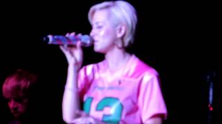 Kellie Pickler - &quot;Didn&#39;t You Know How Much I Loved You&quot;