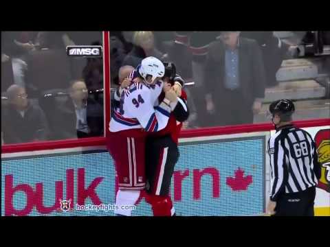 Derek Boogaard vs Matt Carkner
