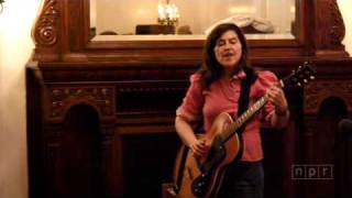 Mirah Performs &quot;Gone Are All the Days&quot; at SXSW 2009