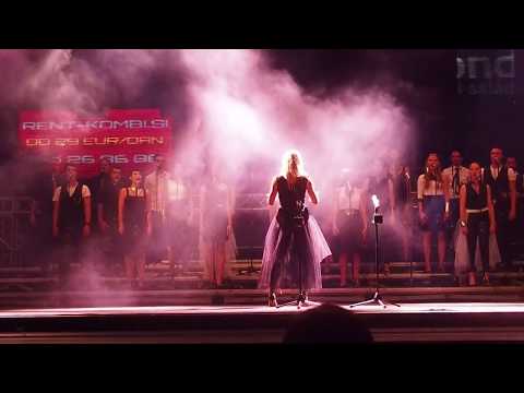 Perpetuum Jazzile (P8180979), Trg Leona Štuklja, Maribor, 18.08.2018