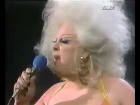 Divine - Born to be cheap (live on letterman)