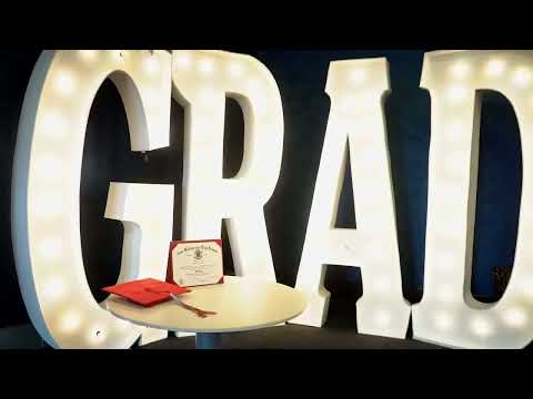 Glamorous Graduation Party Decorations 🎓 | Class of 2022 Graduates 🎈